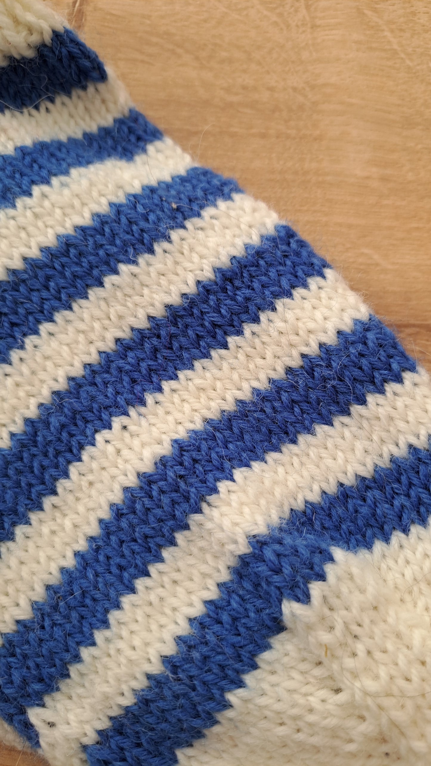 coffret 1 an de chaussettes - 6 paires de chaussettes tricotées main