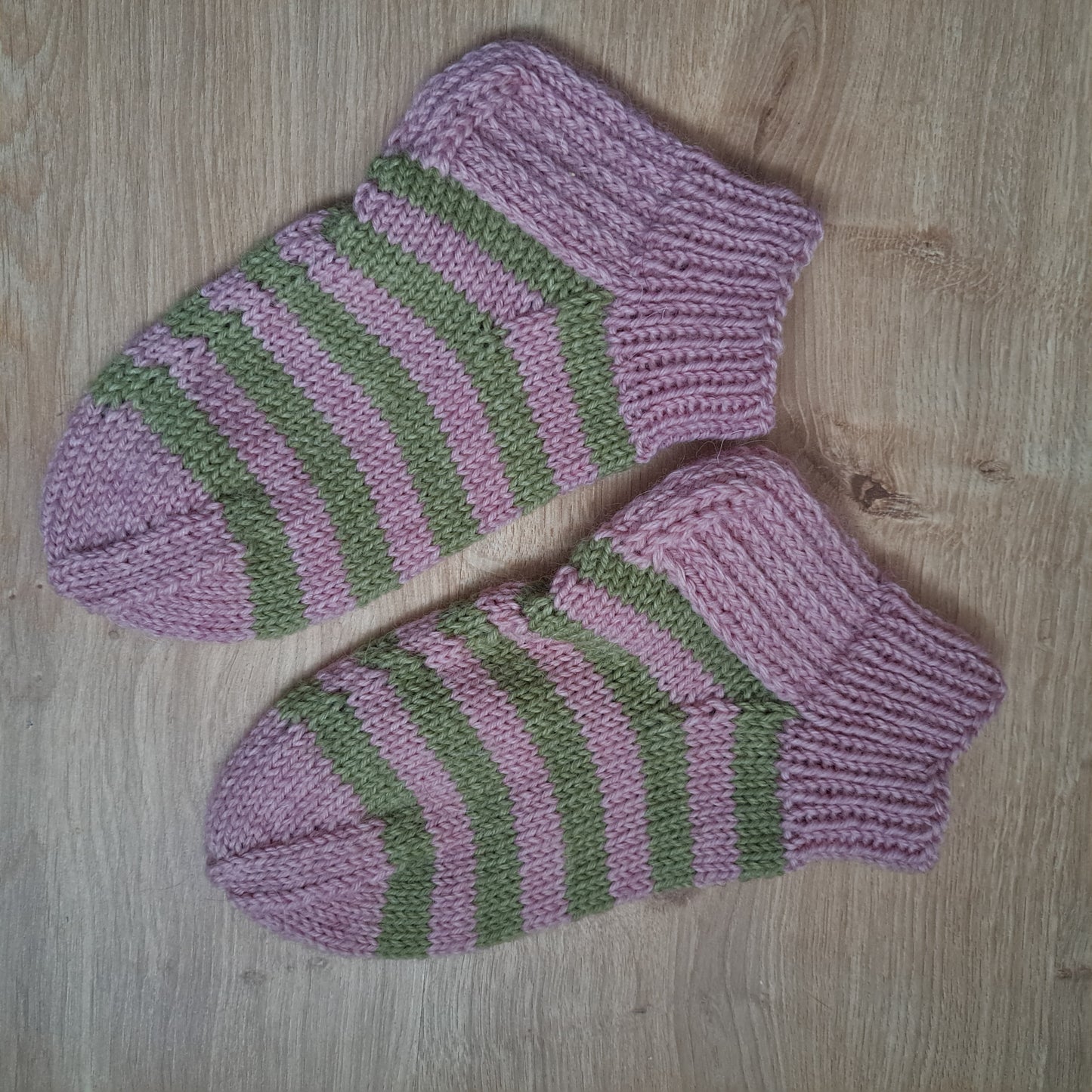 Nilkkasukat - chaussettes basses en laine - différentes couleurs et pointure dans les variantes.